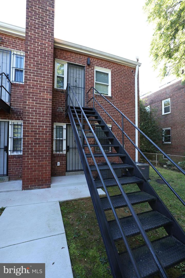 3111 24TH ST SE, WASHINGTON, District Of Columbia 20020, 2 Bedrooms Bedrooms, ,2 BathroomsBathrooms,Residential,For sale,3111 24TH ST SE,DCDC2226796 MLS # DCDC2226796