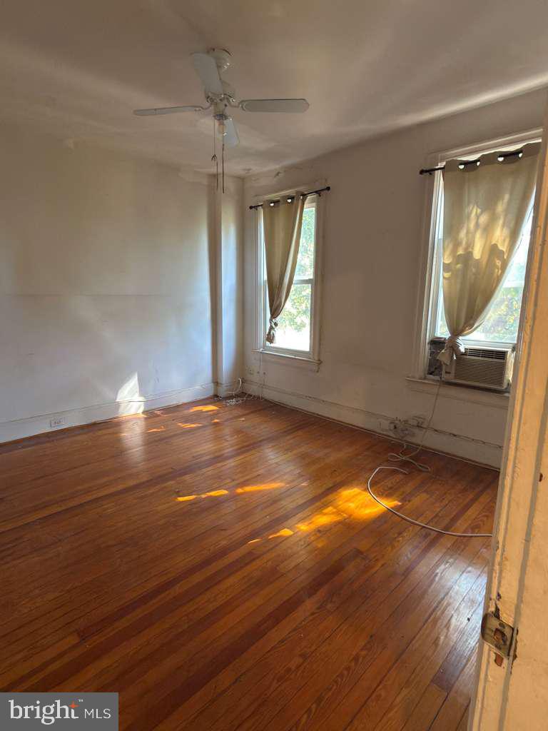 432 NEWTON PL NW, WASHINGTON, District Of Columbia 20010, 4 Bedrooms Bedrooms, ,2 BathroomsBathrooms,Residential,For sale,432 NEWTON PL NW,DCDC2226820 MLS # DCDC2226820