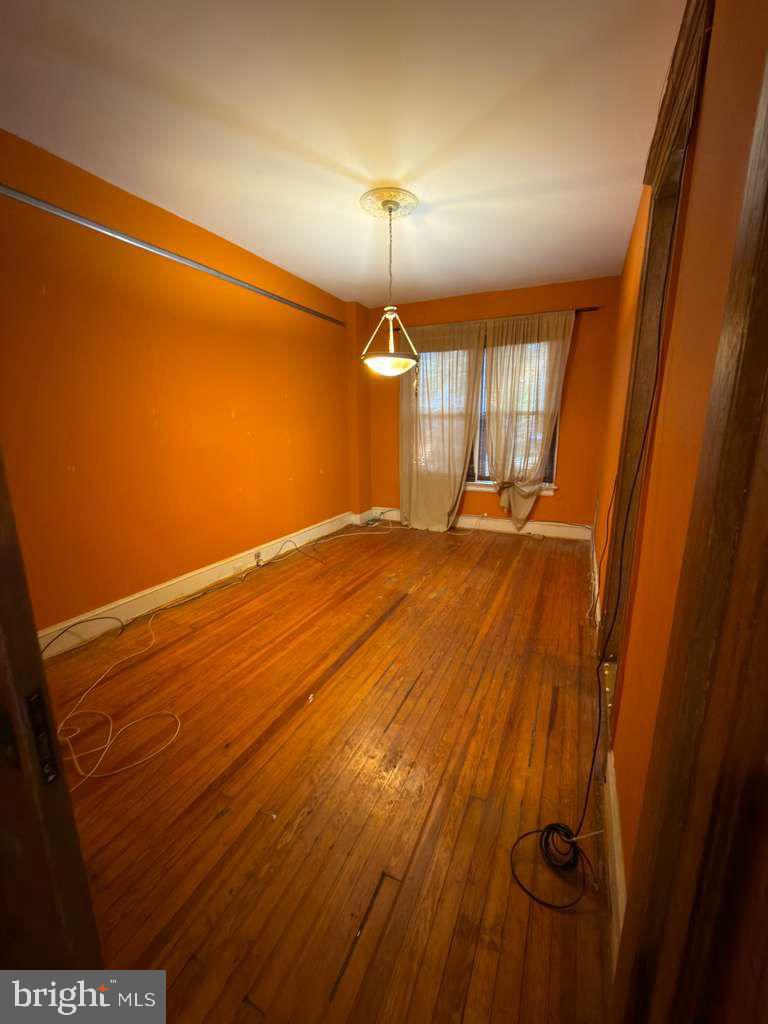 432 NEWTON PL NW, WASHINGTON, District Of Columbia 20010, 4 Bedrooms Bedrooms, ,2 BathroomsBathrooms,Residential,For sale,432 NEWTON PL NW,DCDC2226820 MLS # DCDC2226820