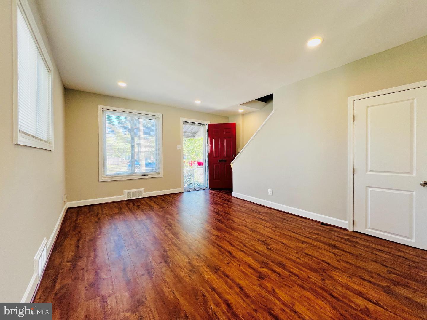 75 58TH ST SE, WASHINGTON, District Of Columbia 20019, ,Residential,For sale,75 58TH ST SE,DCDC2226824 MLS # DCDC2226824