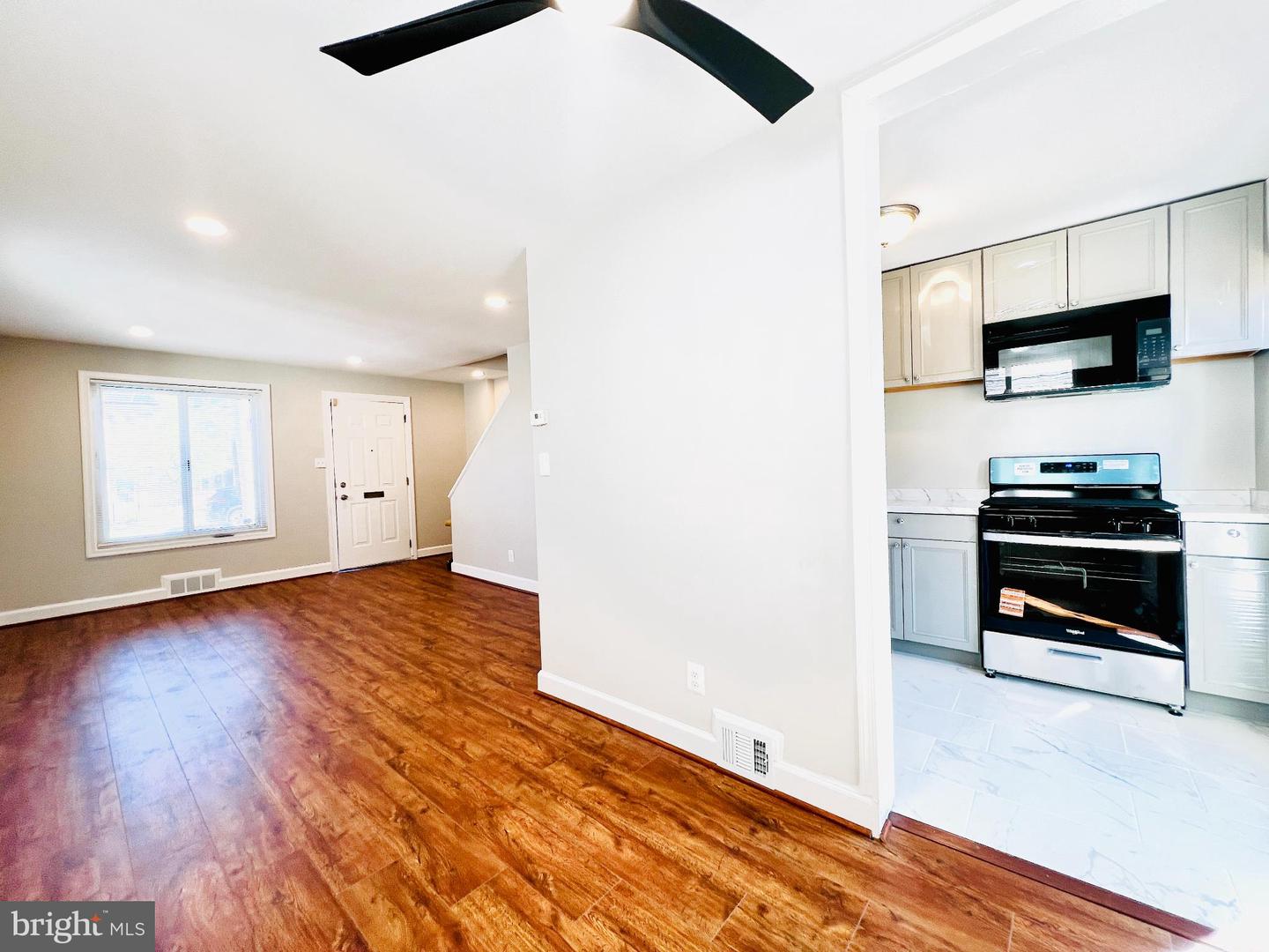 75 58TH ST SE, WASHINGTON, District Of Columbia 20019, ,Residential,For sale,75 58TH ST SE,DCDC2226824 MLS # DCDC2226824