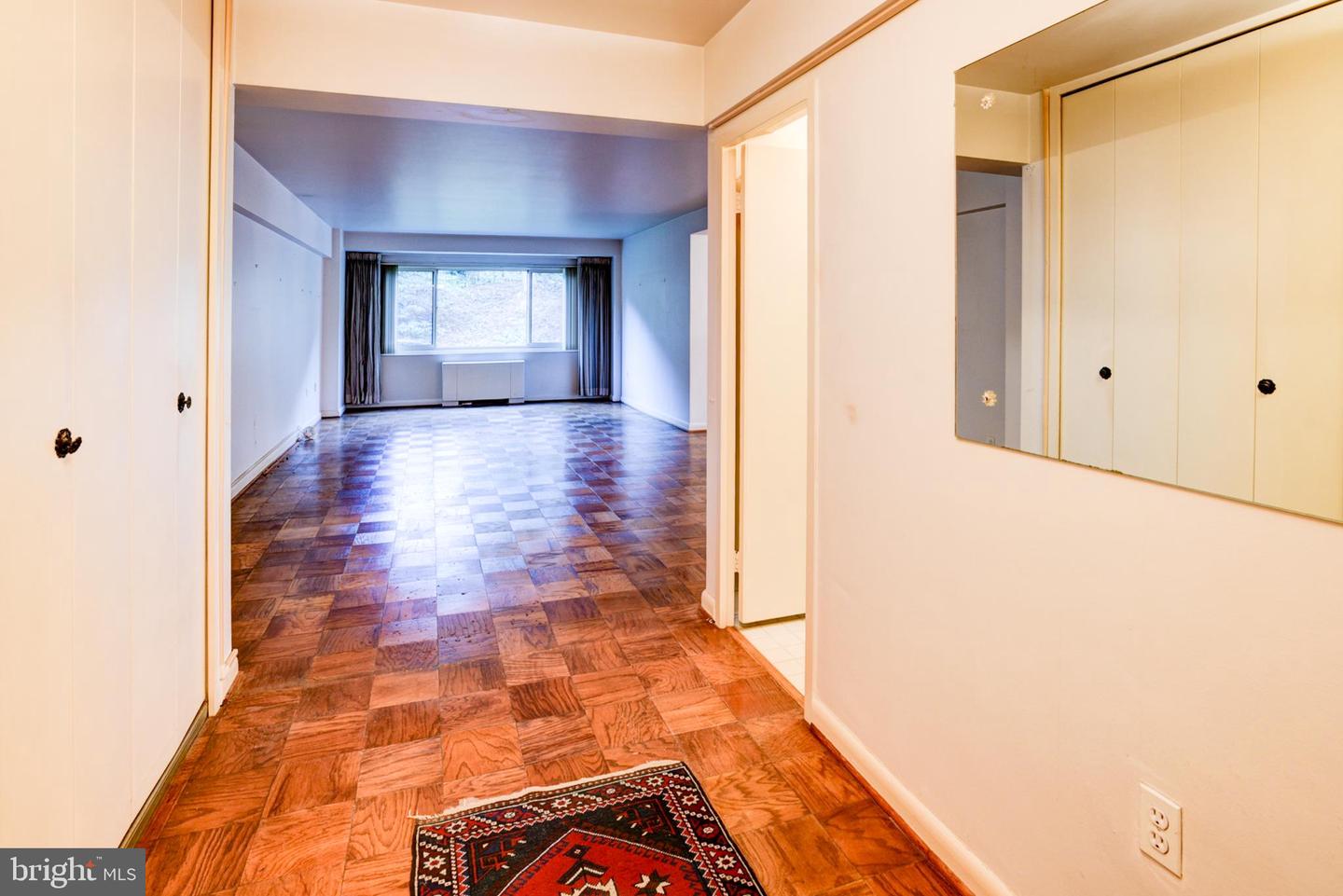 4201 CATHEDRAL AVE NW #201E, WASHINGTON, District Of Columbia 20016, 2 Bedrooms Bedrooms, ,2 BathroomsBathrooms,Residential,For sale,4201 CATHEDRAL AVE NW #201E,DCDC2174408 MLS # DCDC2174408