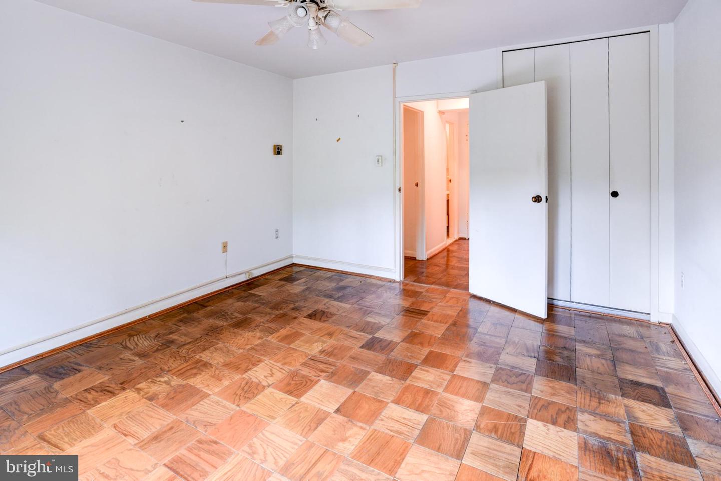 4201 CATHEDRAL AVE NW #201E, WASHINGTON, District Of Columbia 20016, 2 Bedrooms Bedrooms, ,2 BathroomsBathrooms,Residential,For sale,4201 CATHEDRAL AVE NW #201E,DCDC2174408 MLS # DCDC2174408