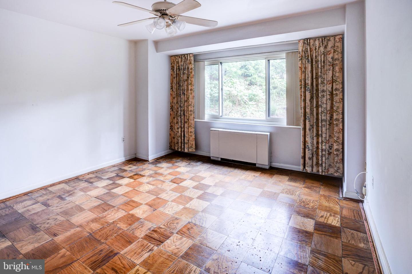 4201 CATHEDRAL AVE NW #201E, WASHINGTON, District Of Columbia 20016, 2 Bedrooms Bedrooms, ,2 BathroomsBathrooms,Residential,For sale,4201 CATHEDRAL AVE NW #201E,DCDC2174408 MLS # DCDC2174408