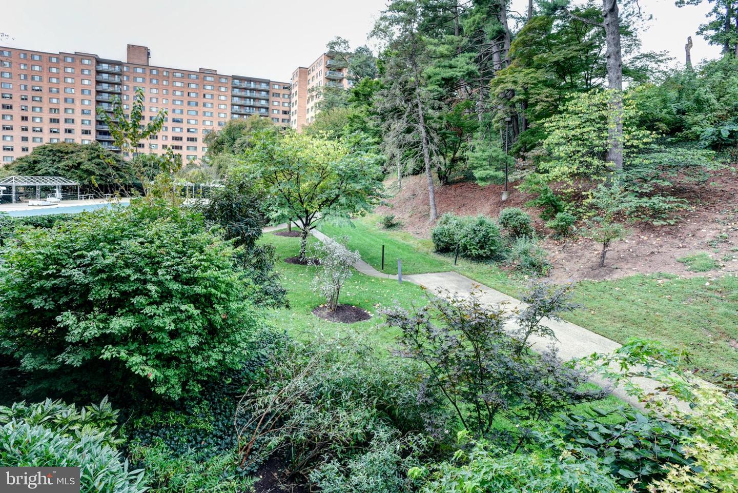 4201 CATHEDRAL AVE NW #201E, WASHINGTON, District Of Columbia 20016, 2 Bedrooms Bedrooms, ,2 BathroomsBathrooms,Residential,For sale,4201 CATHEDRAL AVE NW #201E,DCDC2174408 MLS # DCDC2174408