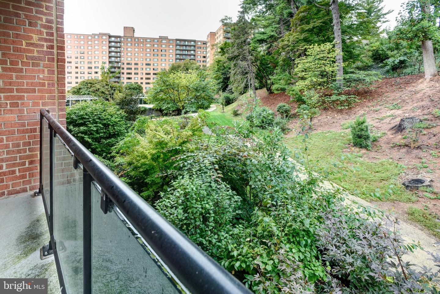 4201 CATHEDRAL AVE NW #201E, WASHINGTON, District Of Columbia 20016, 2 Bedrooms Bedrooms, ,2 BathroomsBathrooms,Residential,For sale,4201 CATHEDRAL AVE NW #201E,DCDC2174408 MLS # DCDC2174408