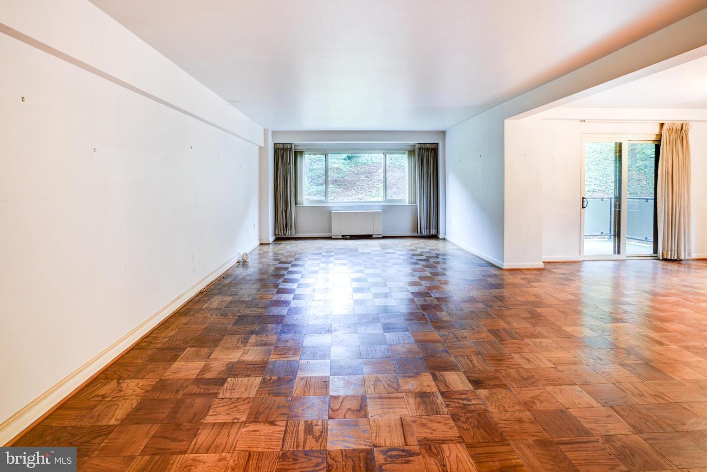 4201 CATHEDRAL AVE NW #201E, WASHINGTON, District Of Columbia 20016, 2 Bedrooms Bedrooms, ,2 BathroomsBathrooms,Residential,For sale,4201 CATHEDRAL AVE NW #201E,DCDC2174408 MLS # DCDC2174408