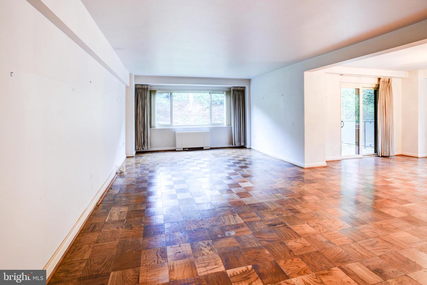4201 CATHEDRAL AVE NW #201E, WASHINGTON, District Of Columbia 20016, 2 Bedrooms Bedrooms, ,2 BathroomsBathrooms,Residential,For sale,4201 CATHEDRAL AVE NW #201E,DCDC2174408 MLS # DCDC2174408