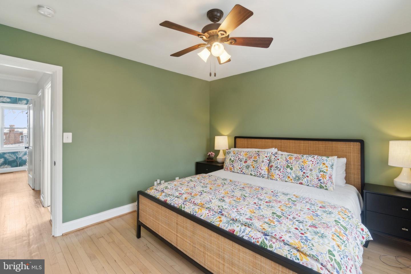 541 25TH PL NE, WASHINGTON, District Of Columbia 20002, 4 Bedrooms Bedrooms, ,2 BathroomsBathrooms,Residential,For sale,541 25TH PL NE,DCDC2188140 MLS # DCDC2188140