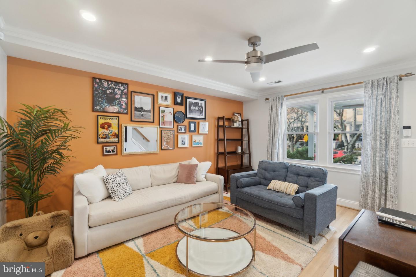 541 25TH PL NE, WASHINGTON, District Of Columbia 20002, 4 Bedrooms Bedrooms, ,2 BathroomsBathrooms,Residential,For sale,541 25TH PL NE,DCDC2188140 MLS # DCDC2188140