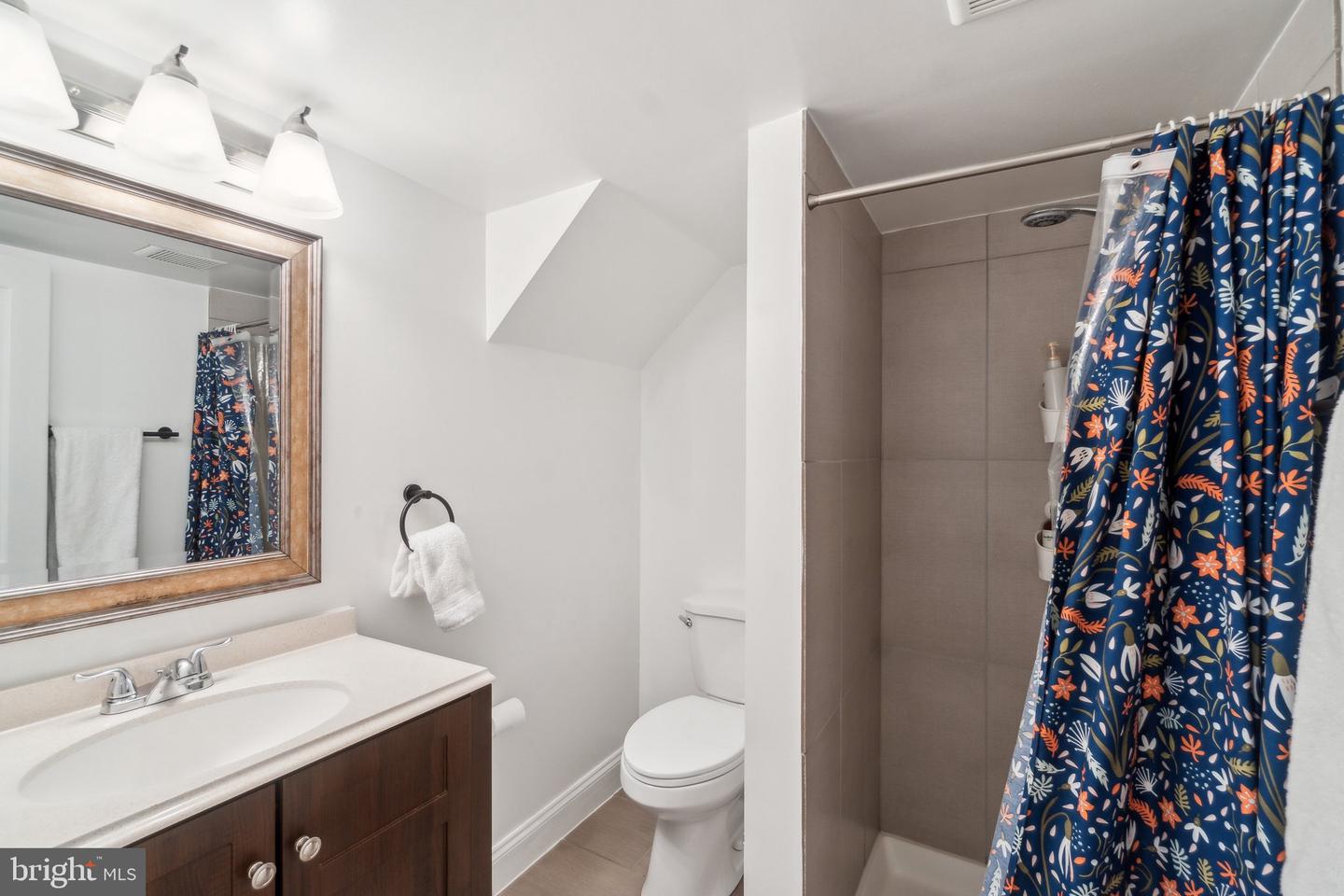 541 25TH PL NE, WASHINGTON, District Of Columbia 20002, 4 Bedrooms Bedrooms, ,2 BathroomsBathrooms,Residential,For sale,541 25TH PL NE,DCDC2188140 MLS # DCDC2188140