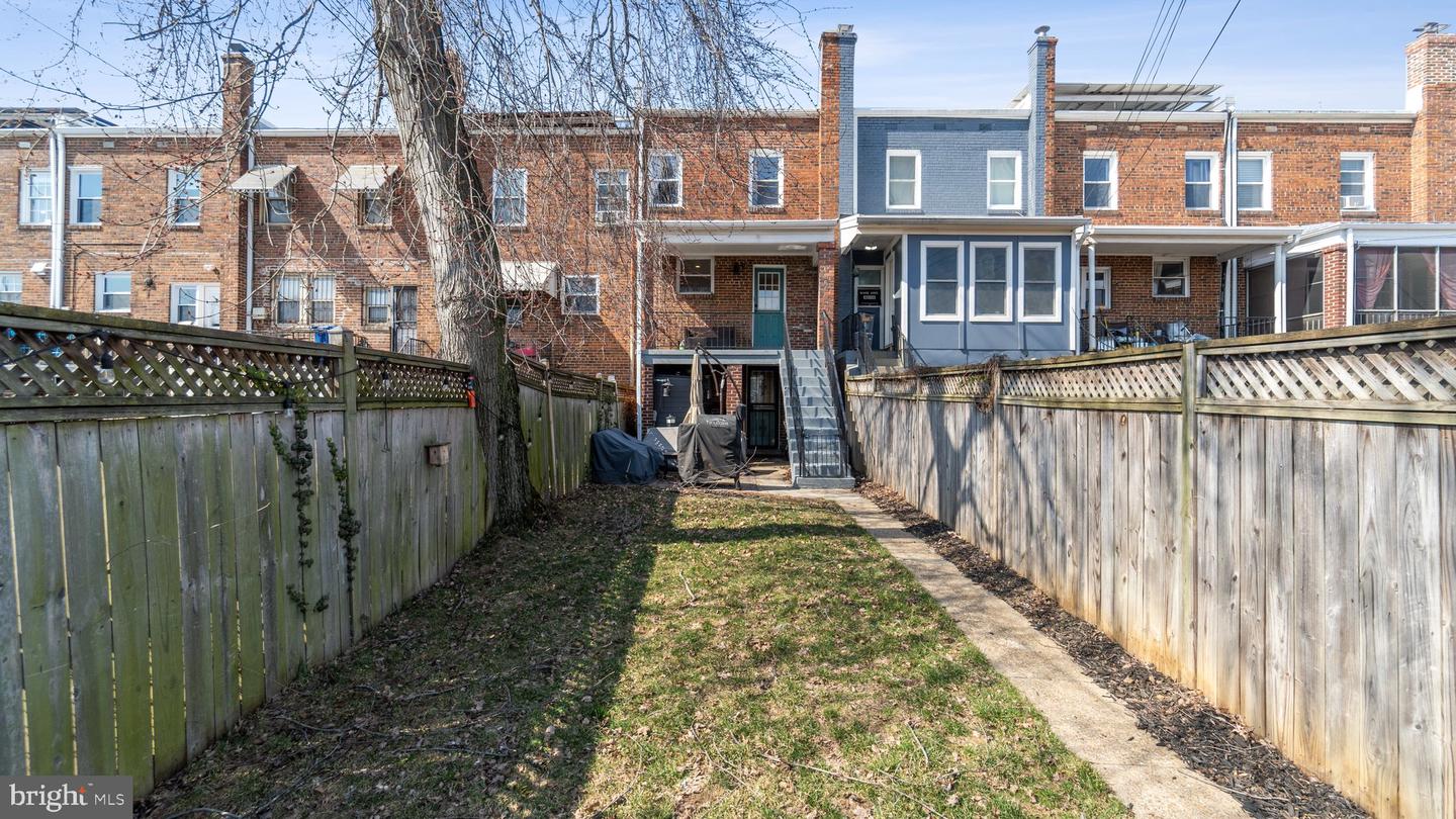 541 25TH PL NE, WASHINGTON, District Of Columbia 20002, 4 Bedrooms Bedrooms, ,2 BathroomsBathrooms,Residential,For sale,541 25TH PL NE,DCDC2188140 MLS # DCDC2188140