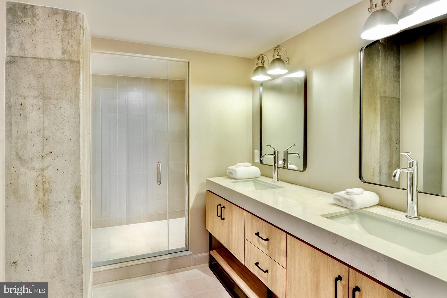 1401 CHURCH ST NW #214, WASHINGTON, District Of Columbia 20005, 2 Bedrooms Bedrooms, ,2 BathroomsBathrooms,Residential,For sale,1401 CHURCH ST NW #214,DCDC2190706 MLS # DCDC2190706