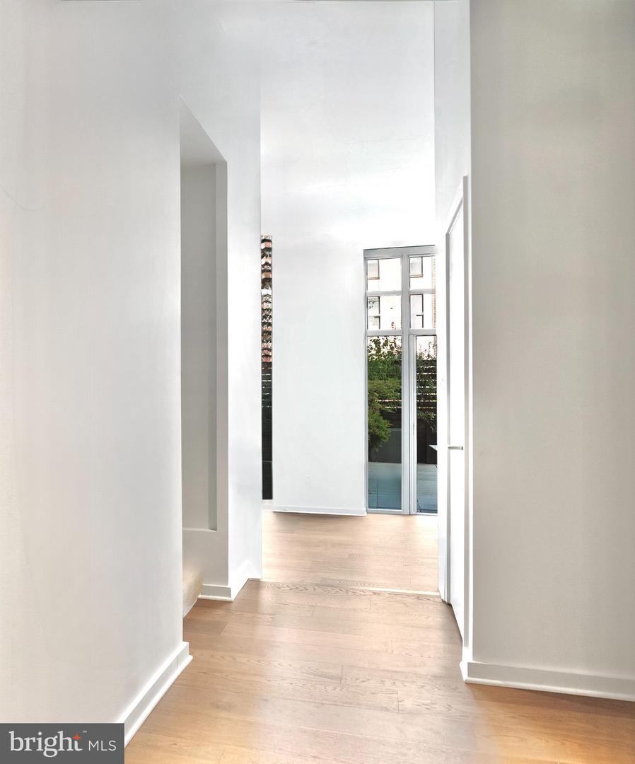 1401 CHURCH ST NW #214, WASHINGTON, District Of Columbia 20005, 2 Bedrooms Bedrooms, ,2 BathroomsBathrooms,Residential,For sale,1401 CHURCH ST NW #214,DCDC2190706 MLS # DCDC2190706