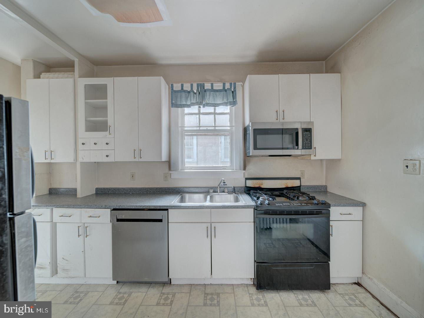 2824 MYRTLE AVE NE, WASHINGTON, District Of Columbia 20018, 3 Bedrooms Bedrooms, ,1 BathroomBathrooms,Residential,For sale,2824 MYRTLE AVE NE,DCDC2209650 MLS # DCDC2209650