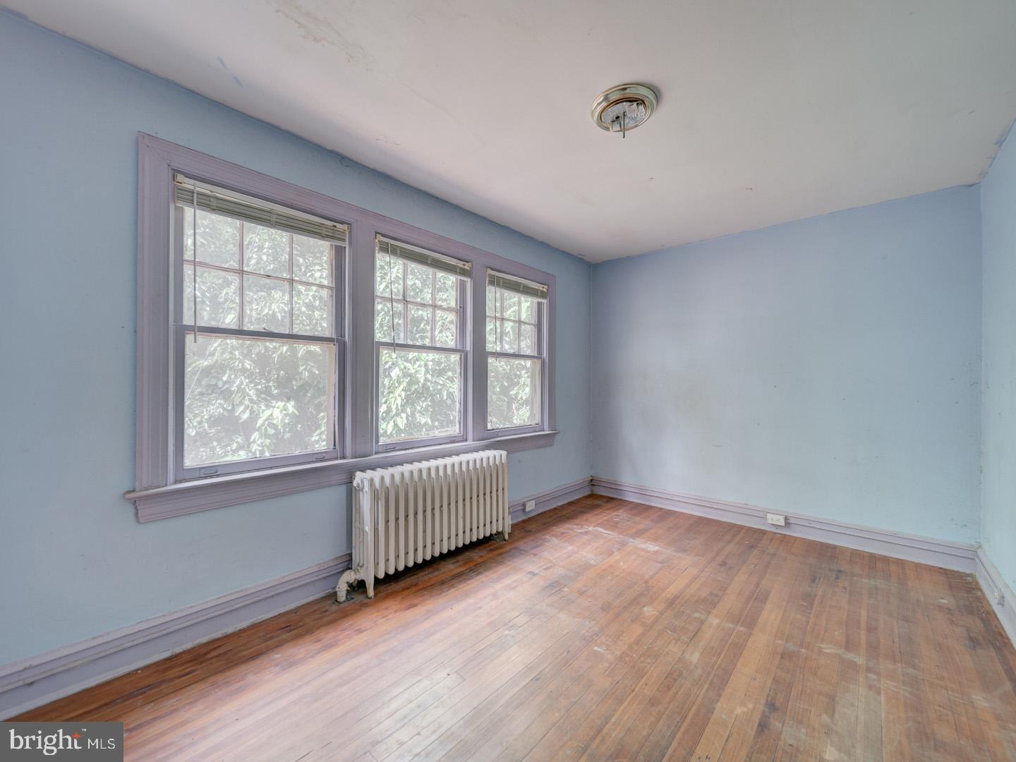 2824 MYRTLE AVE NE, WASHINGTON, District Of Columbia 20018, 3 Bedrooms Bedrooms, ,1 BathroomBathrooms,Residential,For sale,2824 MYRTLE AVE NE,DCDC2209650 MLS # DCDC2209650