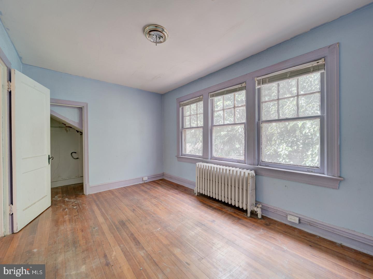 2824 MYRTLE AVE NE, WASHINGTON, District Of Columbia 20018, 3 Bedrooms Bedrooms, ,1 BathroomBathrooms,Residential,For sale,2824 MYRTLE AVE NE,DCDC2209650 MLS # DCDC2209650