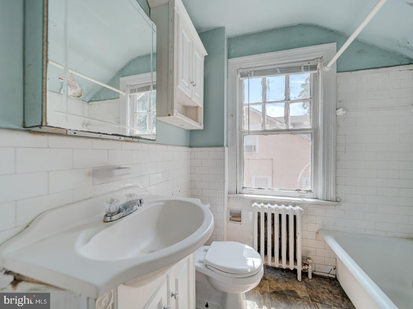 2824 MYRTLE AVE NE, WASHINGTON, District Of Columbia 20018, 3 Bedrooms Bedrooms, ,1 BathroomBathrooms,Residential,For sale,2824 MYRTLE AVE NE,DCDC2209650 MLS # DCDC2209650