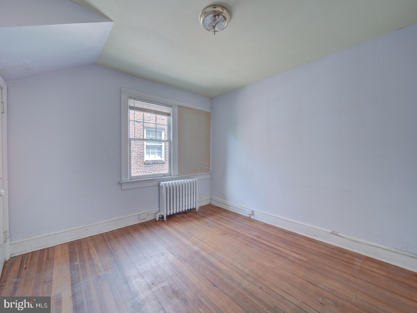 2824 MYRTLE AVE NE, WASHINGTON, District Of Columbia 20018, 3 Bedrooms Bedrooms, ,1 BathroomBathrooms,Residential,For sale,2824 MYRTLE AVE NE,DCDC2209650 MLS # DCDC2209650