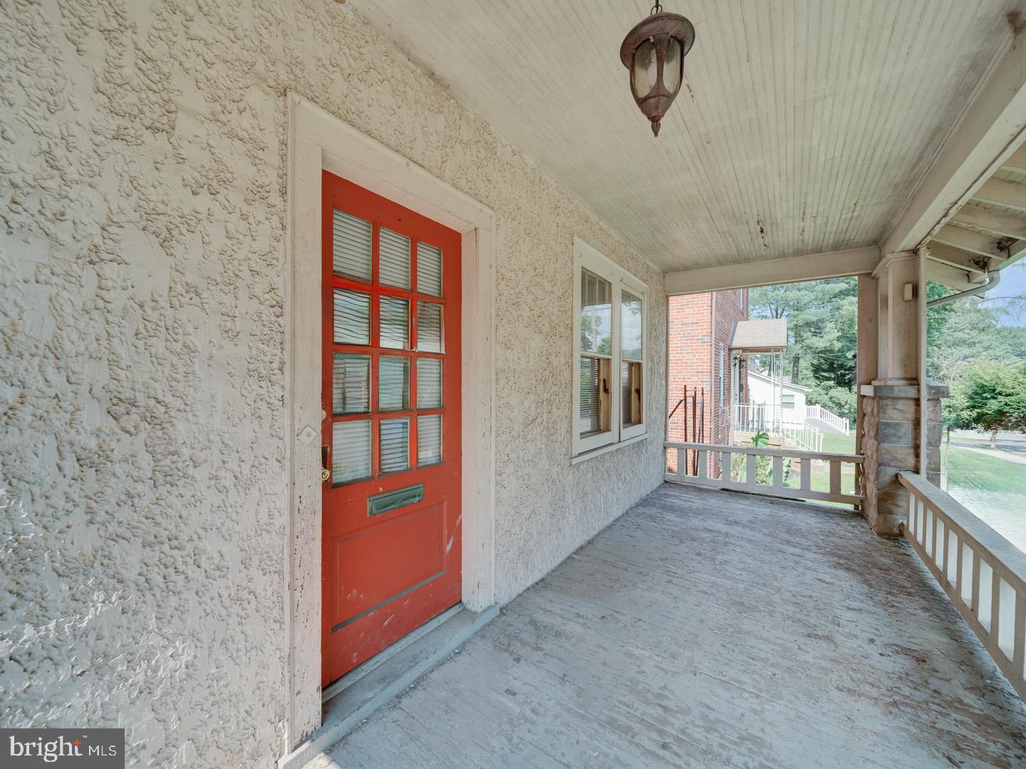 2824 MYRTLE AVE NE, WASHINGTON, District Of Columbia 20018, 3 Bedrooms Bedrooms, ,1 BathroomBathrooms,Residential,For sale,2824 MYRTLE AVE NE,DCDC2209650 MLS # DCDC2209650