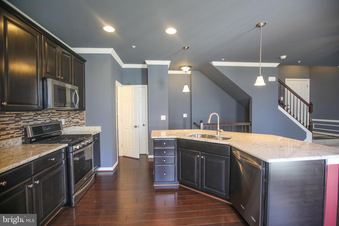 43368 TOWN GATE SQ, CHANTILLY, Virginia 20152, 3 Bedrooms Bedrooms, ,2 BathroomsBathrooms,Residential,For sale,43368 TOWN GATE SQ,VALO2101880 MLS # VALO2101880 43368 TOWN GATE SQ, CHANTILLY, Virginia 20152, 3 Bedrooms Bedrooms, ,2 BathroomsBathrooms,Residential,For sale,43368 TOWN GATE SQ,VALO2101880 MLS # VALO2101880