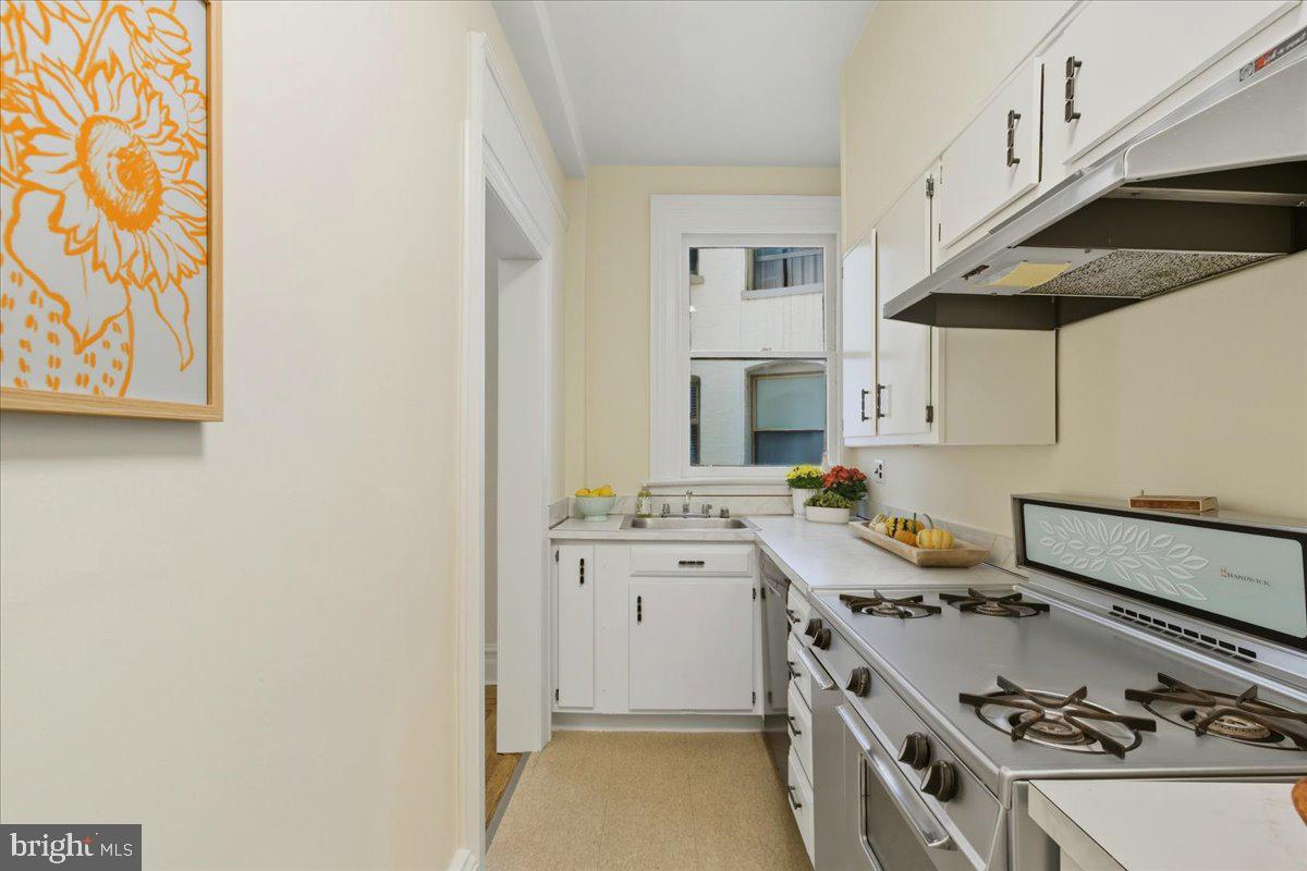 2126 CONNECTICUT AVE NW #28, WASHINGTON, District Of Columbia 20008, 2 Bedrooms Bedrooms, ,1 BathroomBathrooms,Residential,For sale,2126 CONNECTICUT AVE NW #28,DCDC2211872 MLS # DCDC2211872