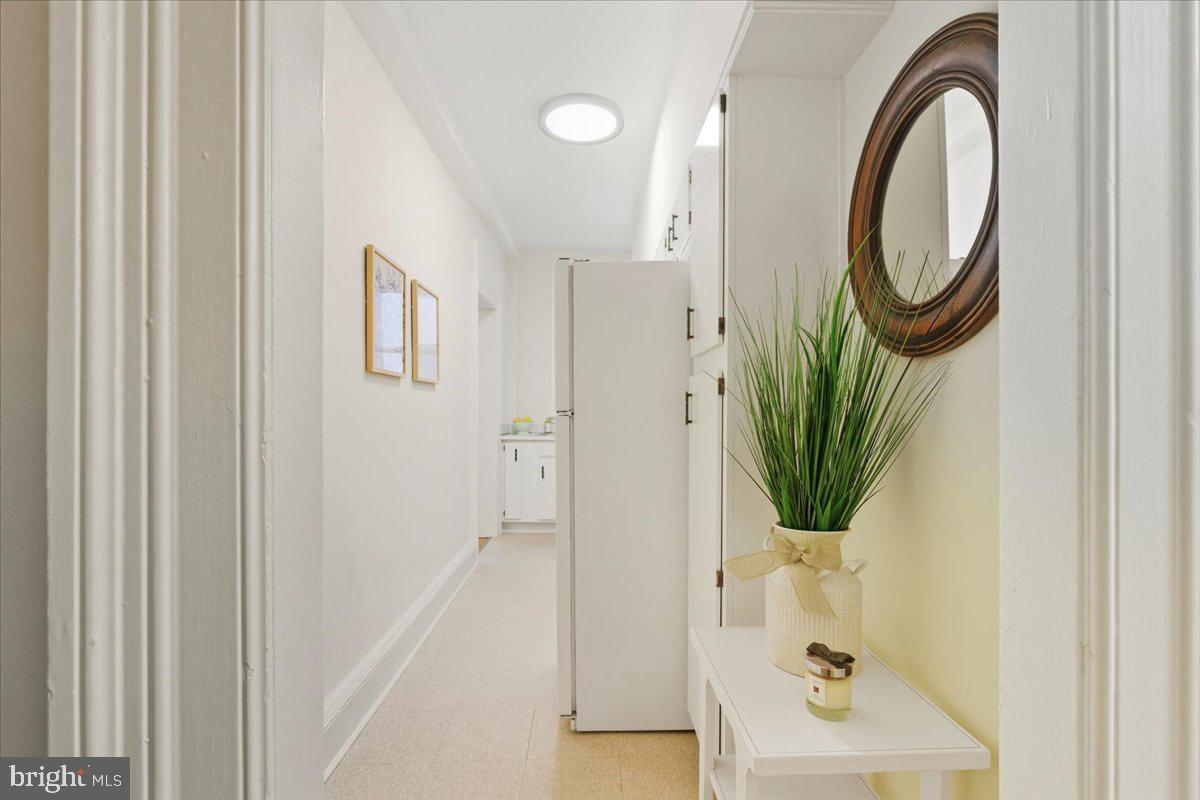 2126 CONNECTICUT AVE NW #28, WASHINGTON, District Of Columbia 20008, 2 Bedrooms Bedrooms, ,1 BathroomBathrooms,Residential,For sale,2126 CONNECTICUT AVE NW #28,DCDC2211872 MLS # DCDC2211872