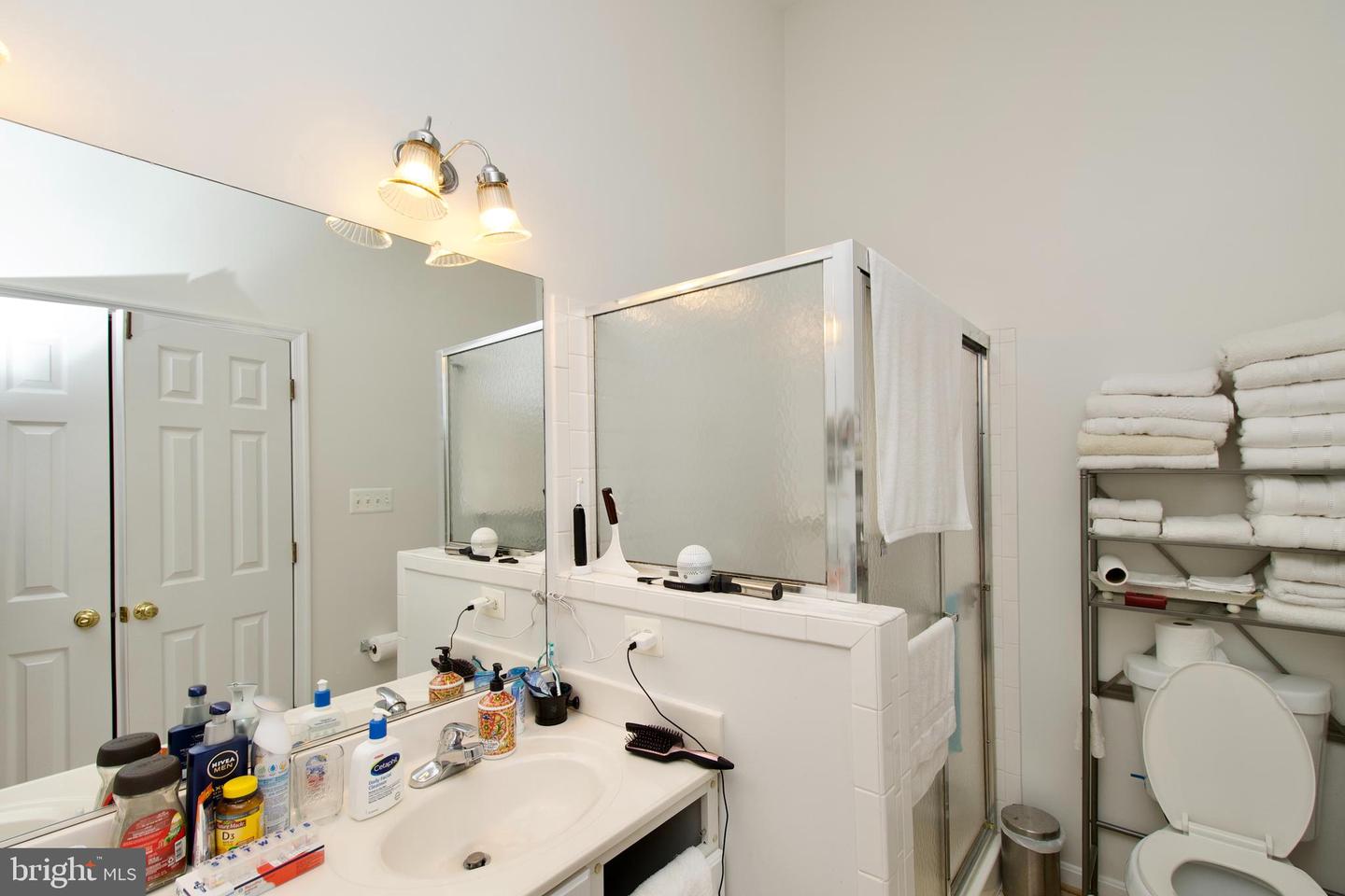 11074 WAINWRIGHT PL, MANASSAS, Virginia 20109, 4 Bedrooms Bedrooms, ,3 BathroomsBathrooms,Residential,For sale,11074 WAINWRIGHT PL,VAPW2101112 MLS # VAPW2101112