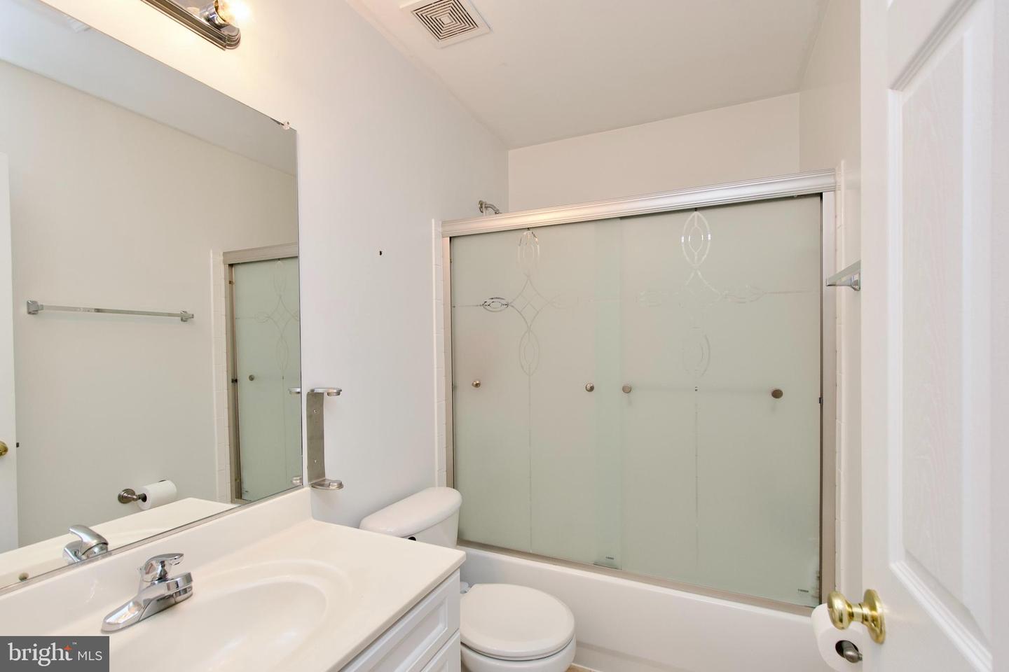 11074 WAINWRIGHT PL, MANASSAS, Virginia 20109, 4 Bedrooms Bedrooms, ,3 BathroomsBathrooms,Residential,For sale,11074 WAINWRIGHT PL,VAPW2101112 MLS # VAPW2101112