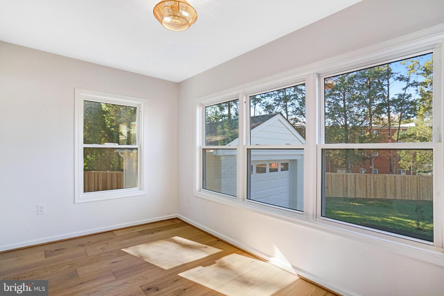 8400 RICHMOND AVE, ALEXANDRIA, Virginia 22309, 4 Bedrooms Bedrooms, ,4 BathroomsBathrooms,Residential,For sale,8400 RICHMOND AVE,VAFX2262998 MLS # VAFX2262998