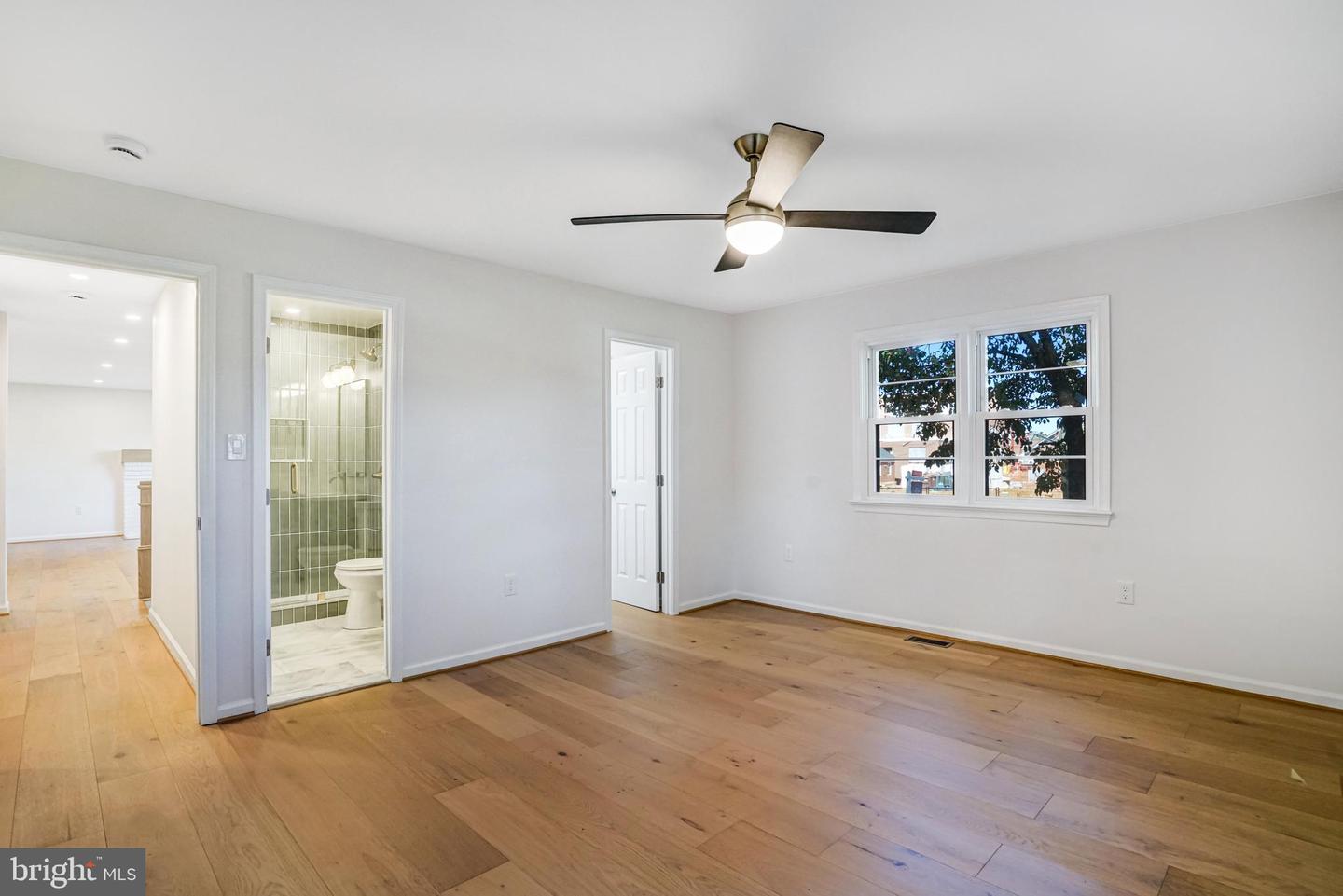 8400 RICHMOND AVE, ALEXANDRIA, Virginia 22309, 4 Bedrooms Bedrooms, ,4 BathroomsBathrooms,Residential,For sale,8400 RICHMOND AVE,VAFX2262998 MLS # VAFX2262998