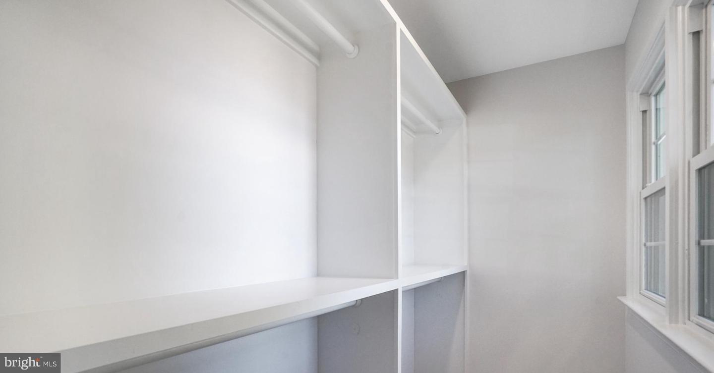 8400 RICHMOND AVE, ALEXANDRIA, Virginia 22309, 4 Bedrooms Bedrooms, ,4 BathroomsBathrooms,Residential,For sale,8400 RICHMOND AVE,VAFX2262998 MLS # VAFX2262998