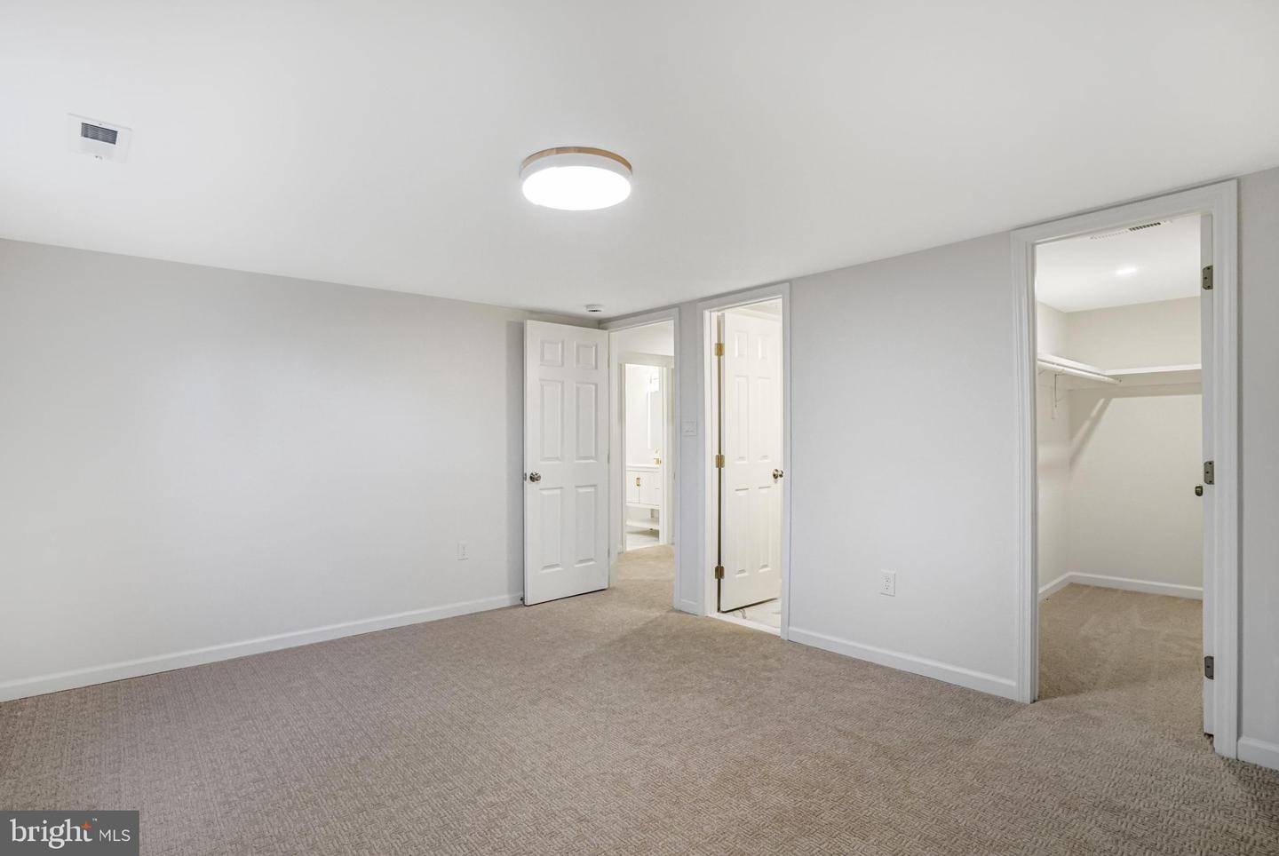 8400 RICHMOND AVE, ALEXANDRIA, Virginia 22309, 4 Bedrooms Bedrooms, ,4 BathroomsBathrooms,Residential,For sale,8400 RICHMOND AVE,VAFX2262998 MLS # VAFX2262998