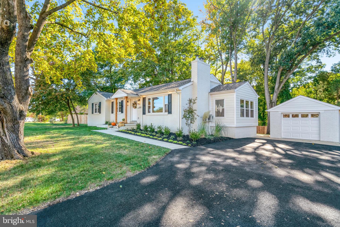 8400 RICHMOND AVE, ALEXANDRIA, Virginia 22309, 4 Bedrooms Bedrooms, ,4 BathroomsBathrooms,Residential,For sale,8400 RICHMOND AVE,VAFX2262998 MLS # VAFX2262998