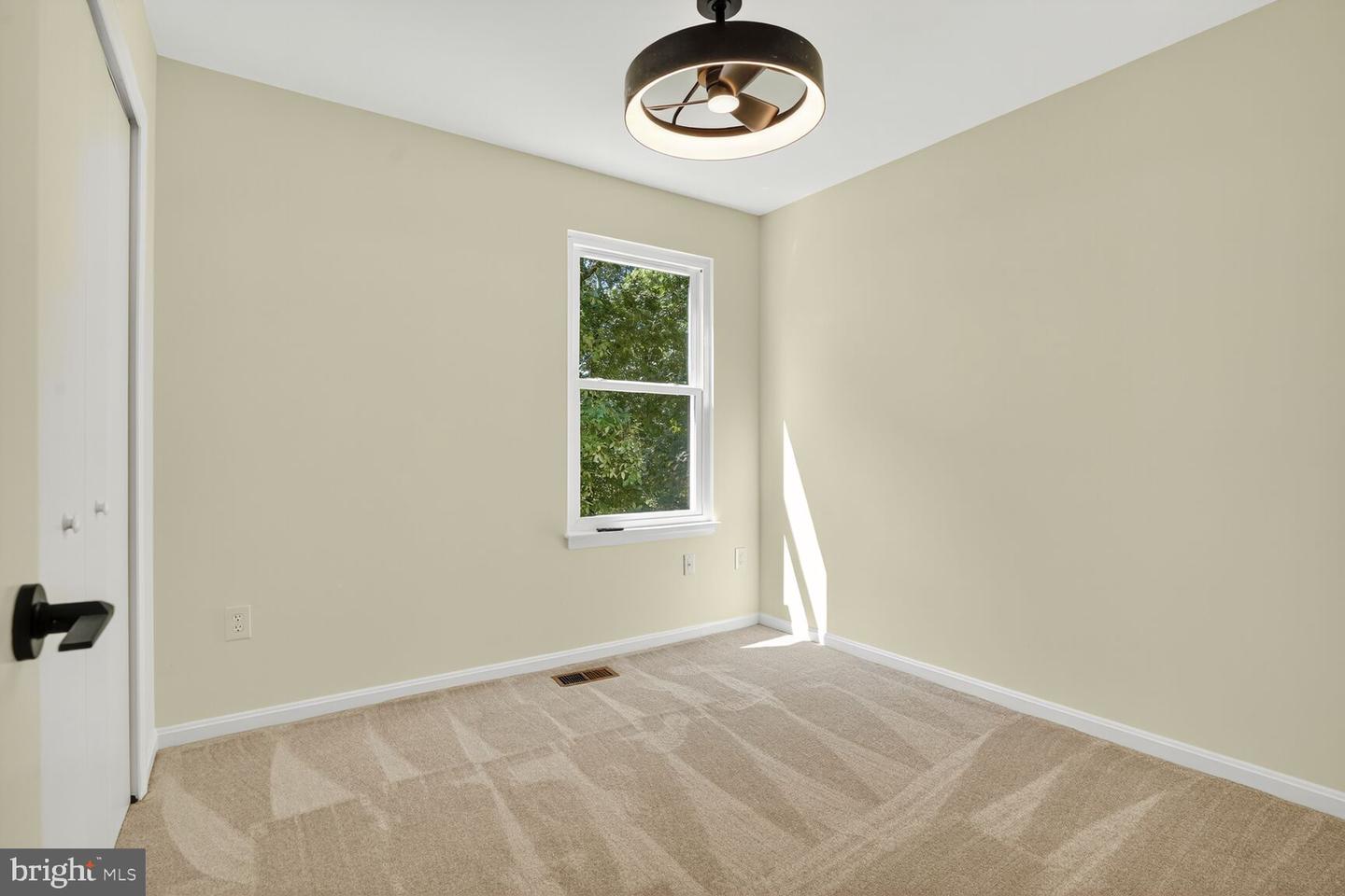 3415 FORT LYON DR, WOODBRIDGE, Virginia 22192, 4 Bedrooms Bedrooms, ,3 BathroomsBathrooms,Residential,For sale,3415 FORT LYON DR,VAPW2102916 MLS # VAPW2102916