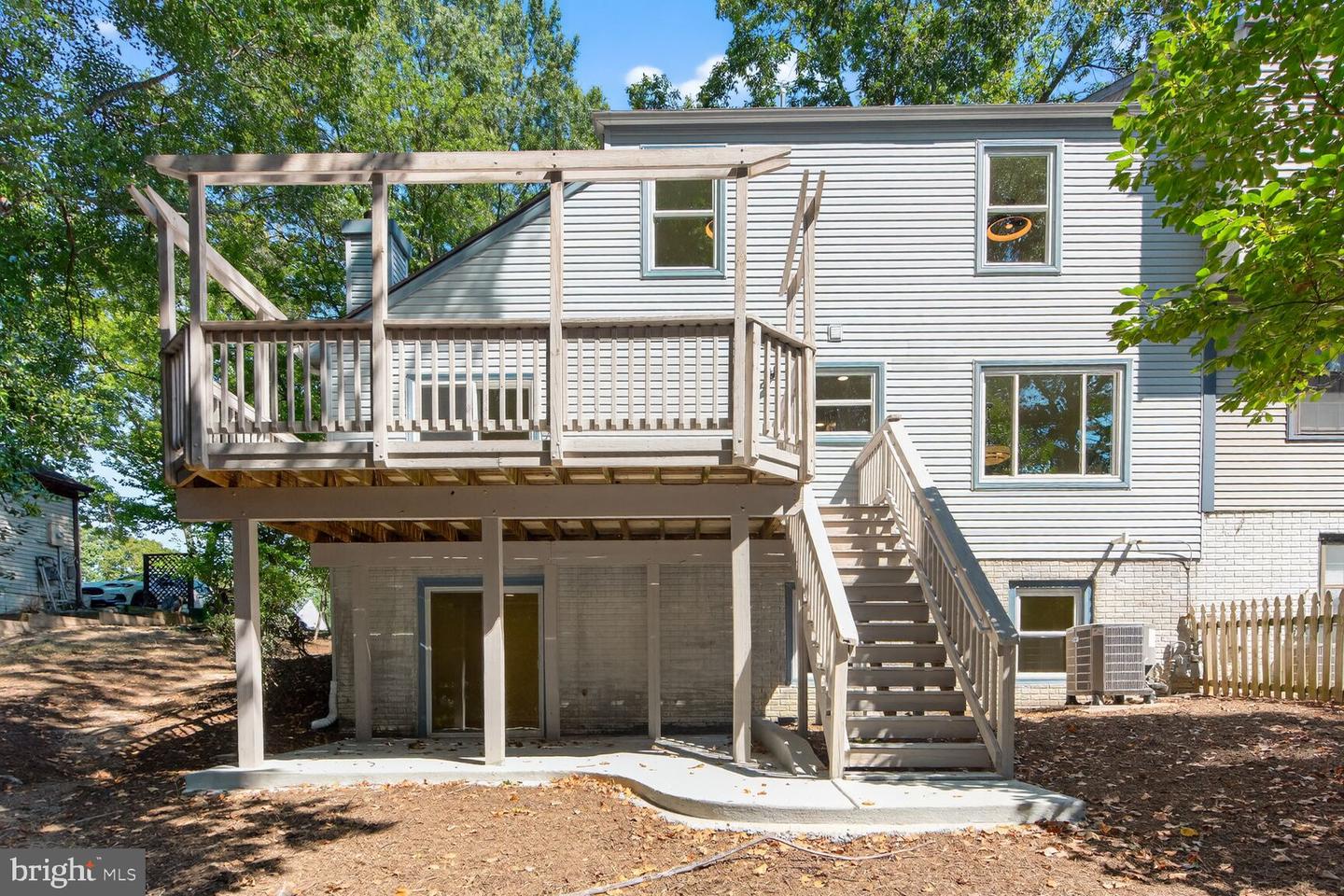 3415 FORT LYON DR, WOODBRIDGE, Virginia 22192, 4 Bedrooms Bedrooms, ,3 BathroomsBathrooms,Residential,For sale,3415 FORT LYON DR,VAPW2102916 MLS # VAPW2102916