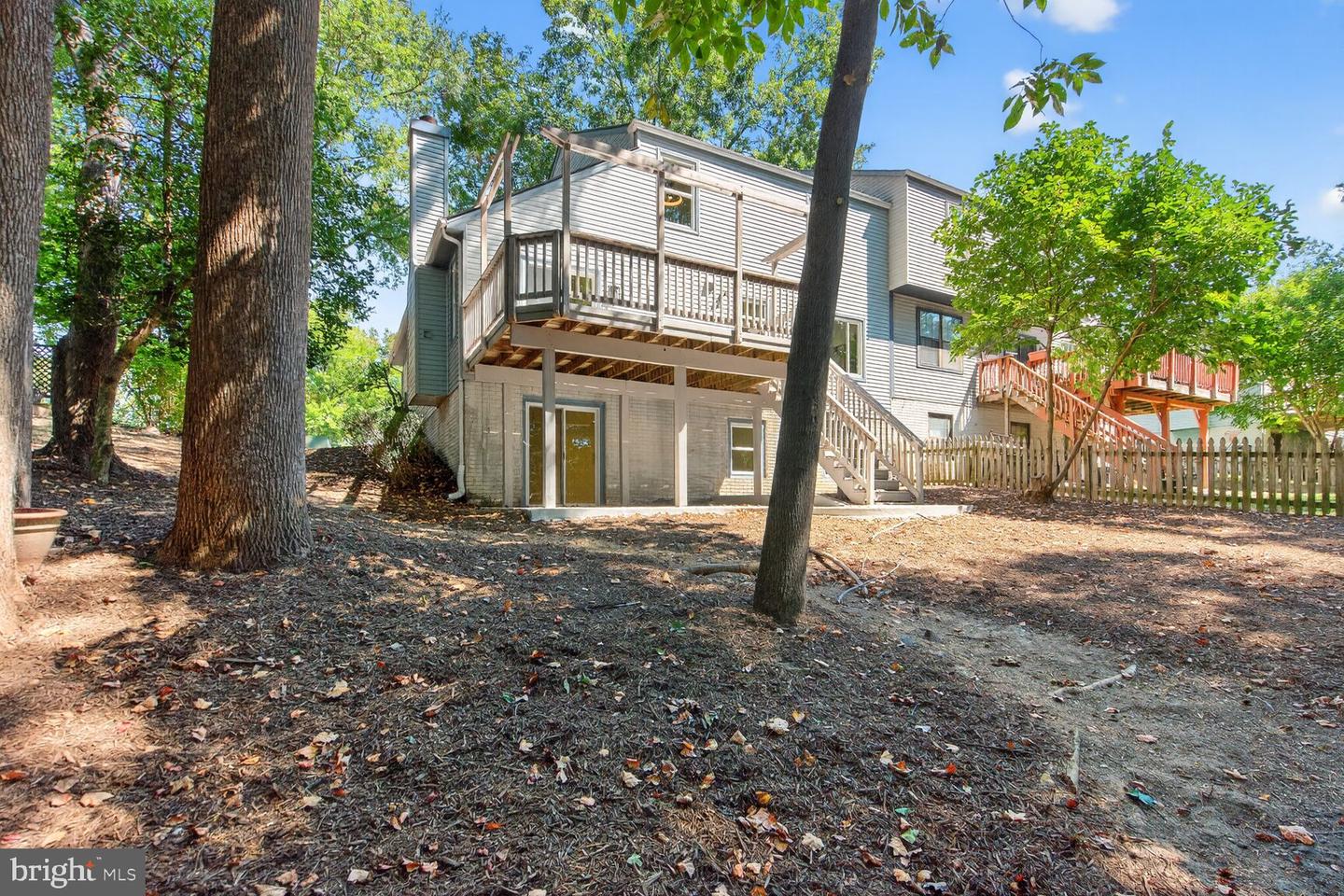 3415 FORT LYON DR, WOODBRIDGE, Virginia 22192, 4 Bedrooms Bedrooms, ,3 BathroomsBathrooms,Residential,For sale,3415 FORT LYON DR,VAPW2102916 MLS # VAPW2102916