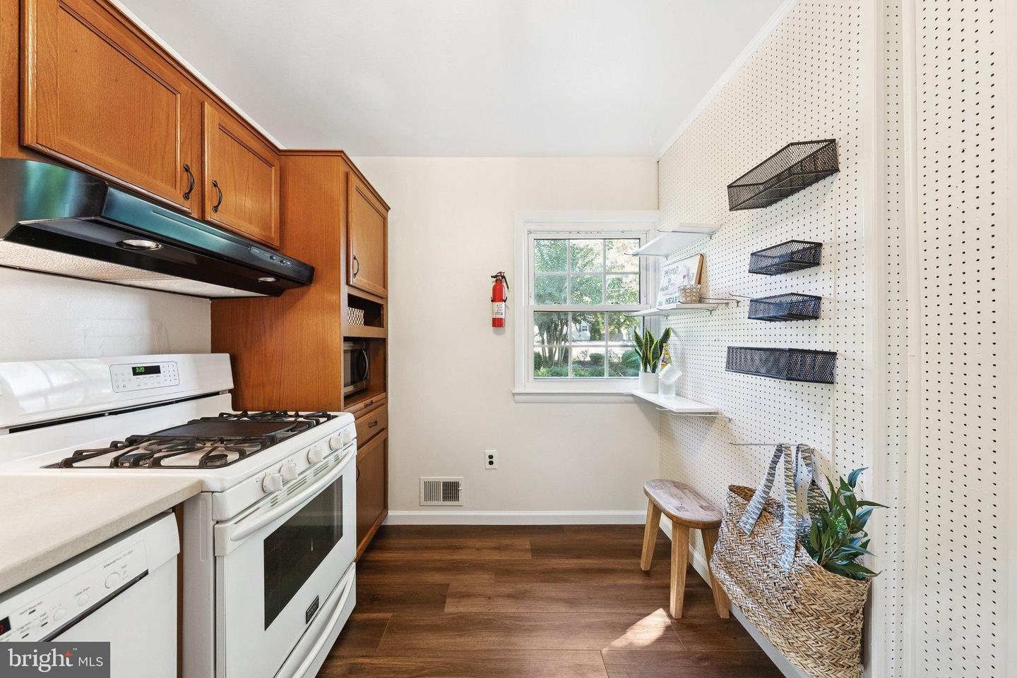 6019 MARILYN DR, ALEXANDRIA, Virginia 22310, 4 Bedrooms Bedrooms, ,2 BathroomsBathrooms,Residential,For sale,6019 MARILYN DR,VAFX2264918 MLS # VAFX2264918