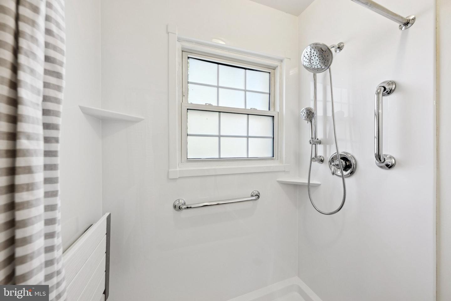 6019 MARILYN DR, ALEXANDRIA, Virginia 22310, 4 Bedrooms Bedrooms, ,2 BathroomsBathrooms,Residential,For sale,6019 MARILYN DR,VAFX2264918 MLS # VAFX2264918