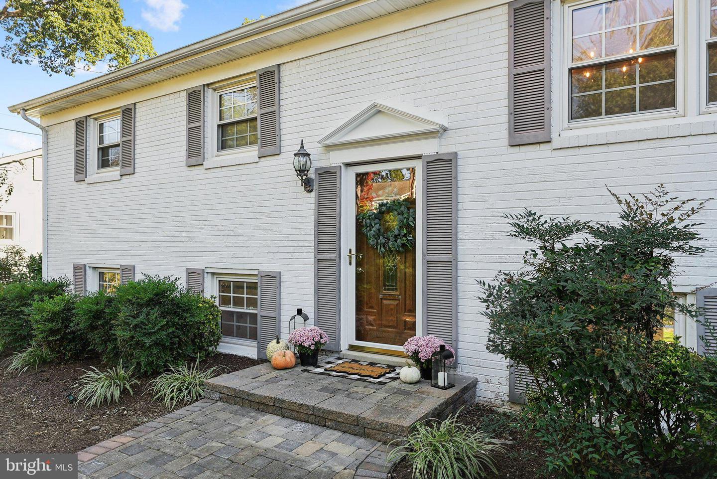 6019 MARILYN DR, ALEXANDRIA, Virginia 22310, 4 Bedrooms Bedrooms, ,2 BathroomsBathrooms,Residential,For sale,6019 MARILYN DR,VAFX2264918 MLS # VAFX2264918