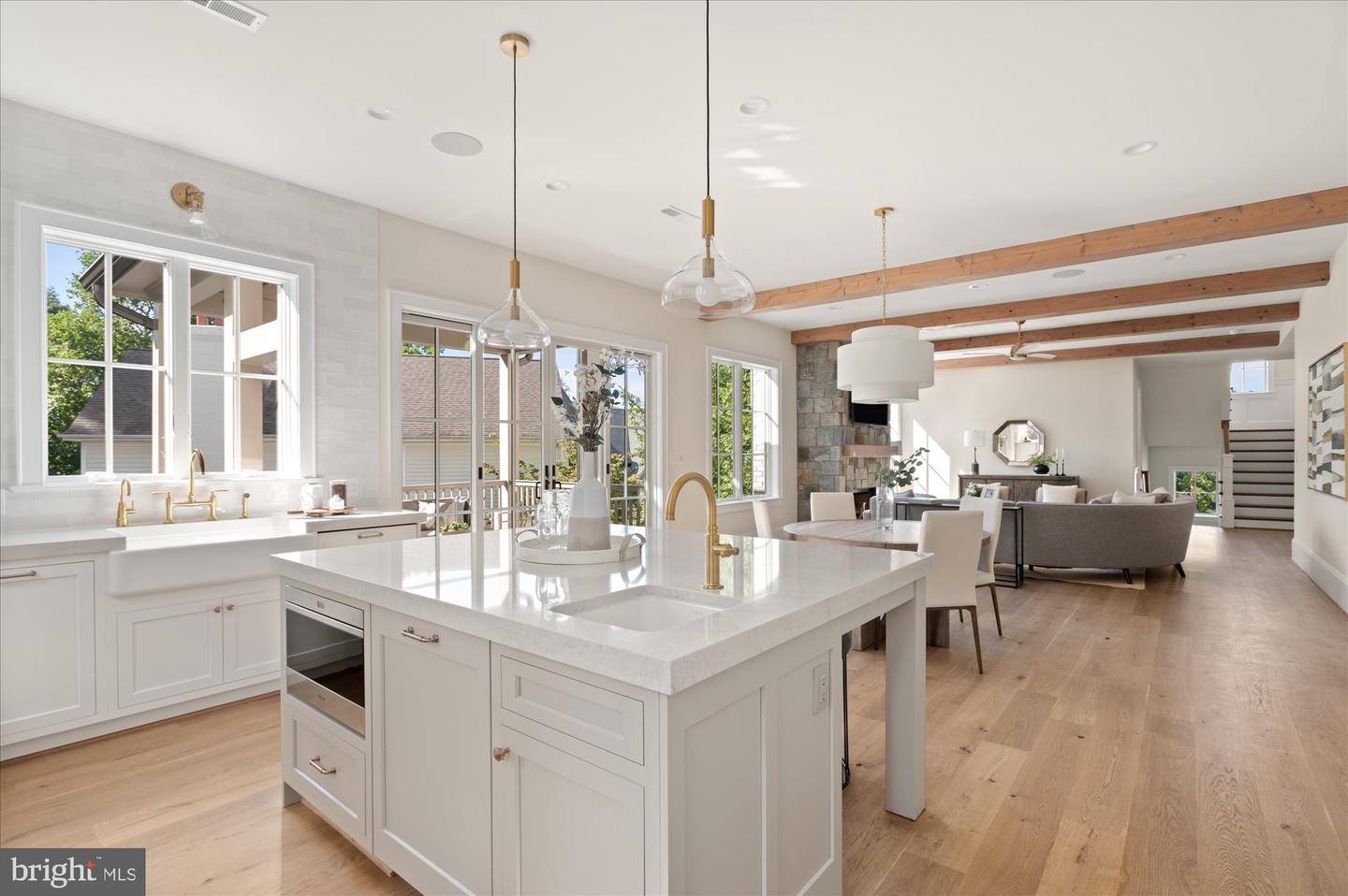 3718 N WOODROW ST, ARLINGTON, Virginia 22207, 7 Bedrooms Bedrooms, ,7 BathroomsBathrooms,Residential,For sale,3718 N WOODROW ST,VAAR2063302 MLS # VAAR2063302