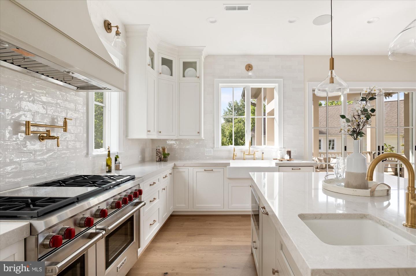 3718 N WOODROW ST, ARLINGTON, Virginia 22207, 7 Bedrooms Bedrooms, ,7 BathroomsBathrooms,Residential,For sale,3718 N WOODROW ST,VAAR2063302 MLS # VAAR2063302