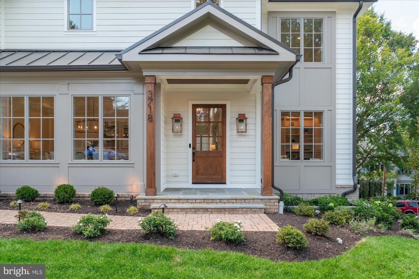3718 N WOODROW ST, ARLINGTON, Virginia 22207, 7 Bedrooms Bedrooms, ,7 BathroomsBathrooms,Residential,For sale,3718 N WOODROW ST,VAAR2063302 MLS # VAAR2063302