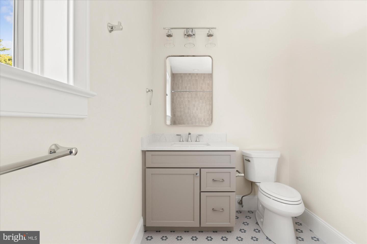 3718 N WOODROW ST, ARLINGTON, Virginia 22207, 7 Bedrooms Bedrooms, ,7 BathroomsBathrooms,Residential,For sale,3718 N WOODROW ST,VAAR2063302 MLS # VAAR2063302
