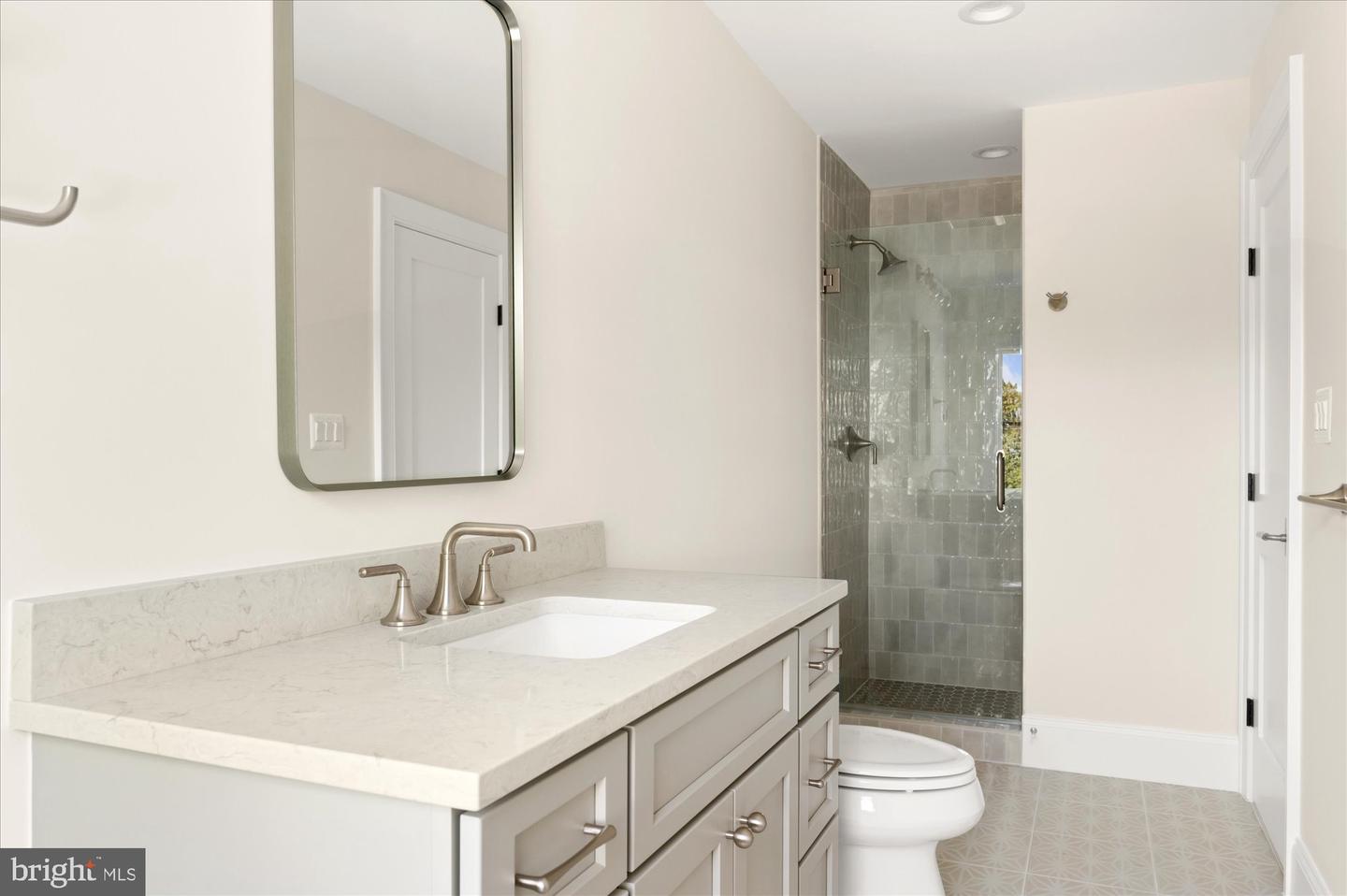 3718 N WOODROW ST, ARLINGTON, Virginia 22207, 7 Bedrooms Bedrooms, ,7 BathroomsBathrooms,Residential,For sale,3718 N WOODROW ST,VAAR2063302 MLS # VAAR2063302