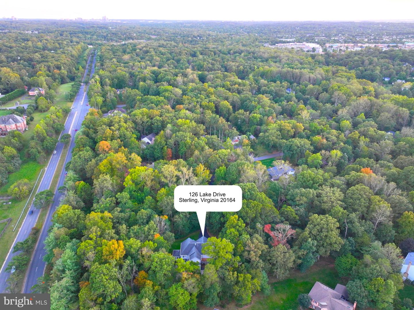 126 LAKE DR, STERLING, Virginia 20164, 4 Bedrooms Bedrooms, 9 Rooms Rooms,4 BathroomsBathrooms,Residential,For sale,126 LAKE DR,VALO2108016 MLS # VALO2108016