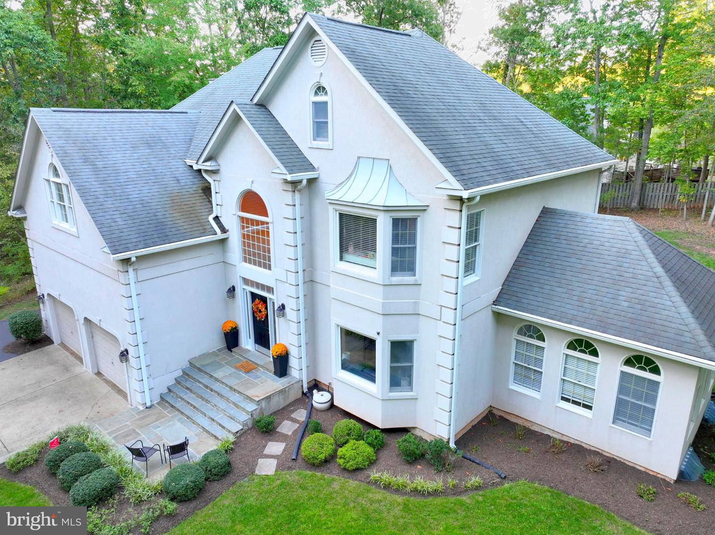 126 LAKE DR, STERLING, Virginia 20164, 4 Bedrooms Bedrooms, 9 Rooms Rooms,4 BathroomsBathrooms,Residential,For sale,126 LAKE DR,VALO2108016 MLS # VALO2108016