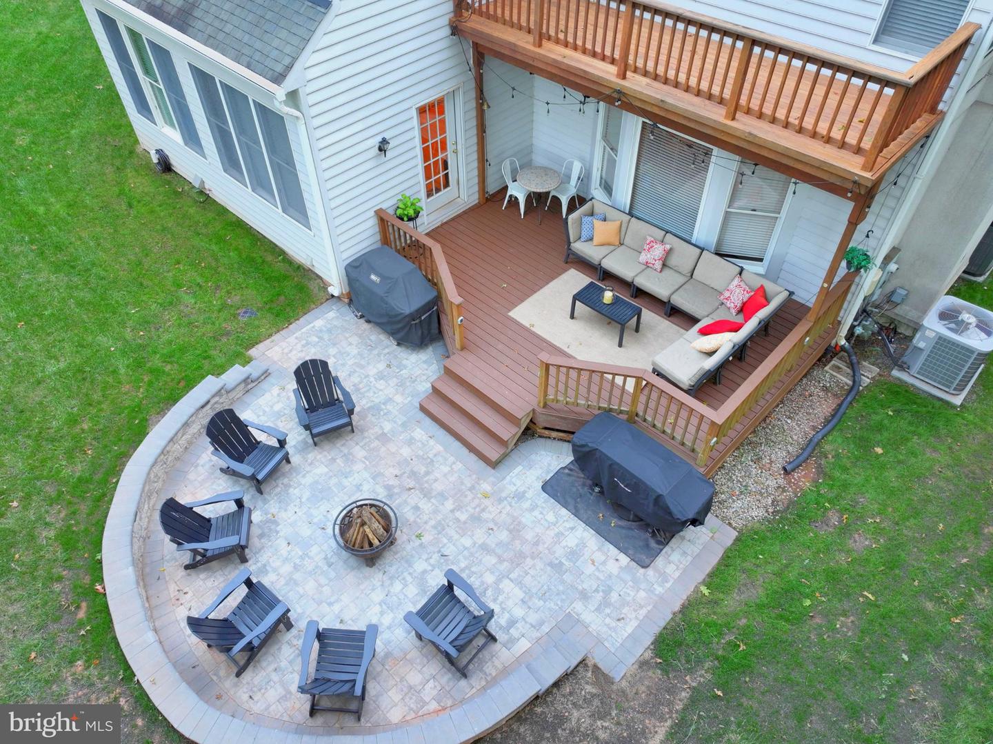 126 LAKE DR, STERLING, Virginia 20164, 4 Bedrooms Bedrooms, 9 Rooms Rooms,4 BathroomsBathrooms,Residential,For sale,126 LAKE DR,VALO2108016 MLS # VALO2108016