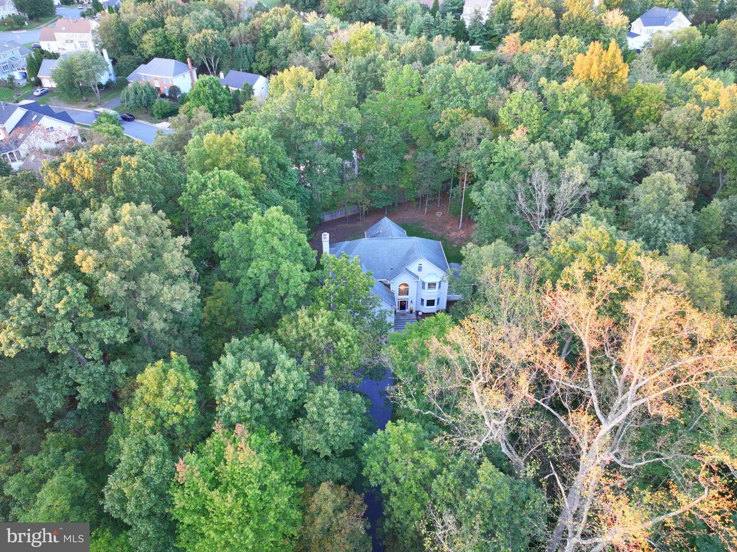 126 LAKE DR, STERLING, Virginia 20164, 4 Bedrooms Bedrooms, 9 Rooms Rooms,4 BathroomsBathrooms,Residential,For sale,126 LAKE DR,VALO2108016 MLS # VALO2108016
