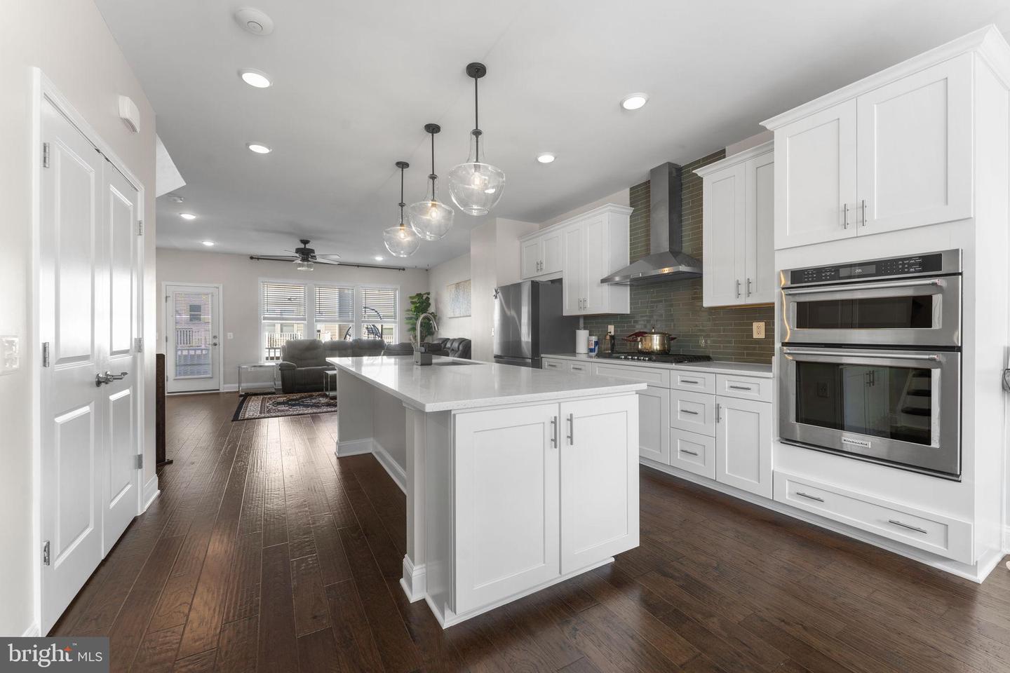 17372 REDSHANK RD, DUMFRIES, Virginia 22026, 4 Bedrooms Bedrooms, 10 Rooms Rooms,3 BathroomsBathrooms,Residential,For sale,17372 REDSHANK RD,VAPW2105212 MLS # VAPW2105212